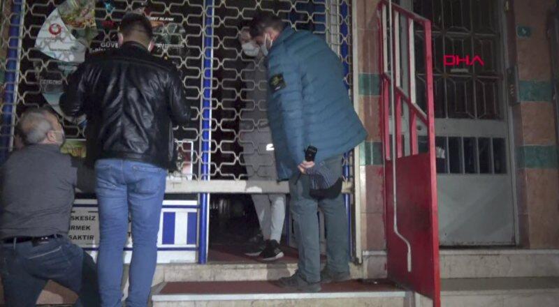 Kahvehaneyi gizlemek için labirent yaptılar | Video
