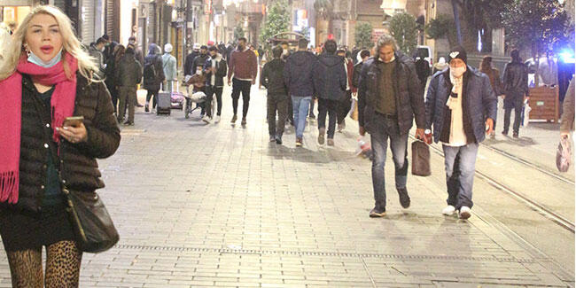 Kısıtlamanın başlamasıyla İstiklal Caddesi turistlere kaldı