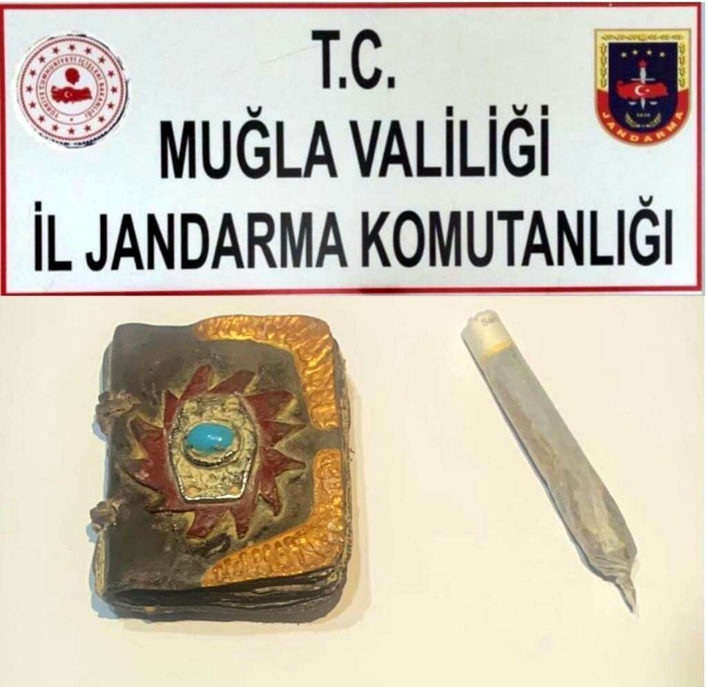 Muğla’da bulundu! Altın işlemeli ve bin yıl öncesine ait