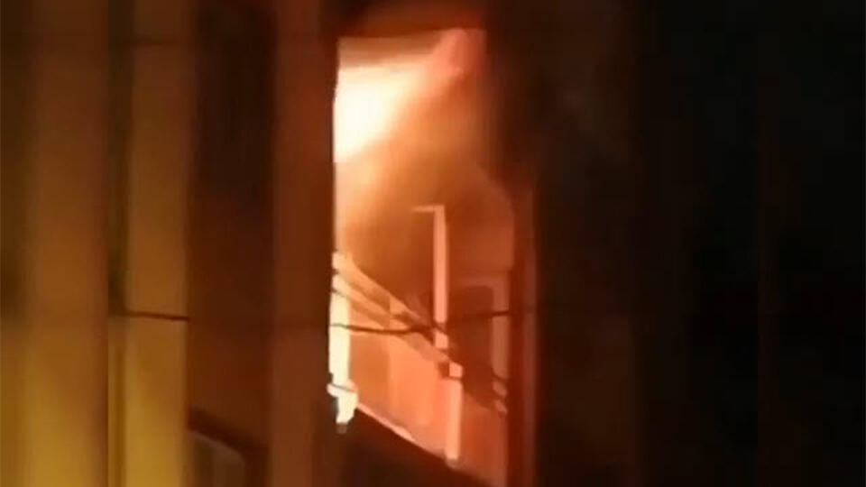 İzmir’de yangın bir cana mâl oldu