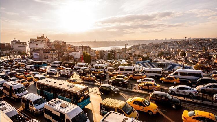 İstanbul’da hafta sonu trafiğe kapatılacak yollar ve alternatif güzergahlar.. 25-26 Eylül 2021